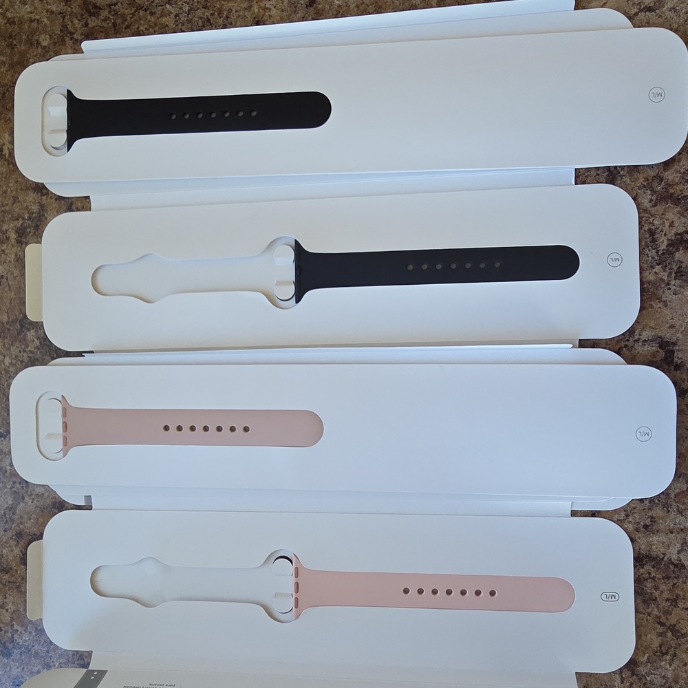 4 Apple M/L Watch Band (only this side, not the entire watch band)